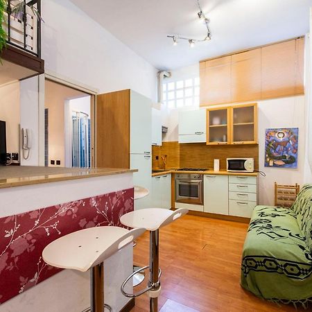 Extensive Terrace Navigli Toy Artistic Apartment Milão Exterior foto