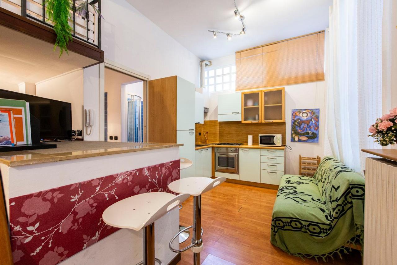 Extensive Terrace Navigli Toy Artistic Apartment Milão Exterior foto